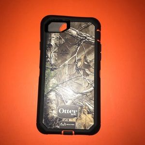 Camo Otterbox iPhone 7